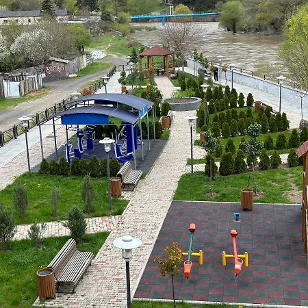 Vitali Apartment Borjomi Bagian luar foto