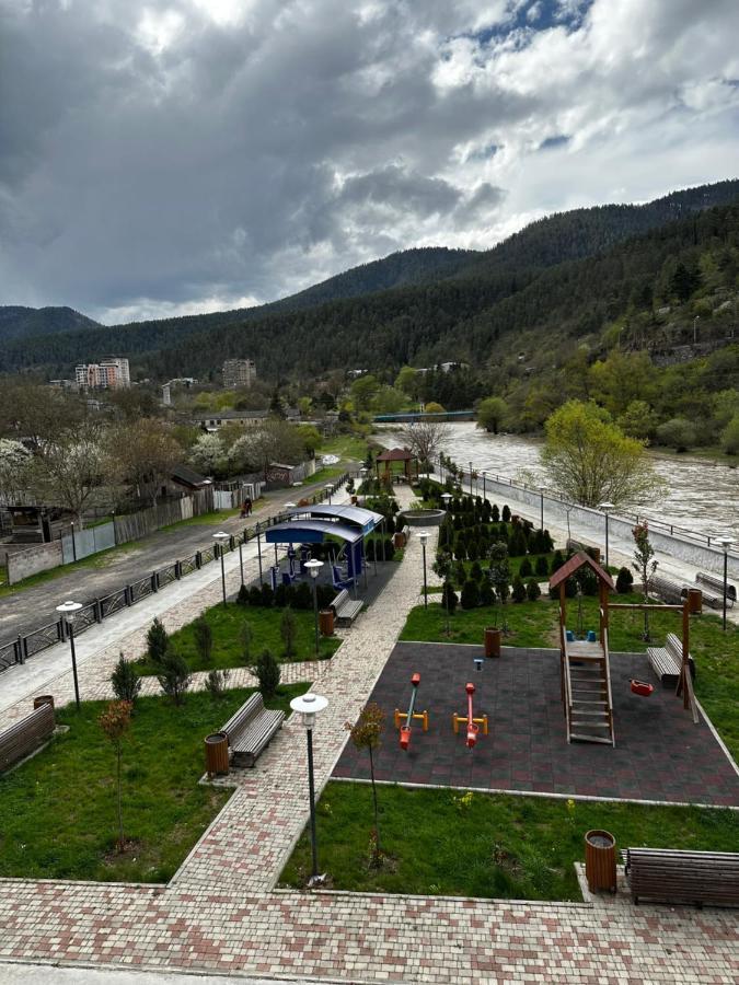 Vitali Apartment Borjomi Bagian luar foto