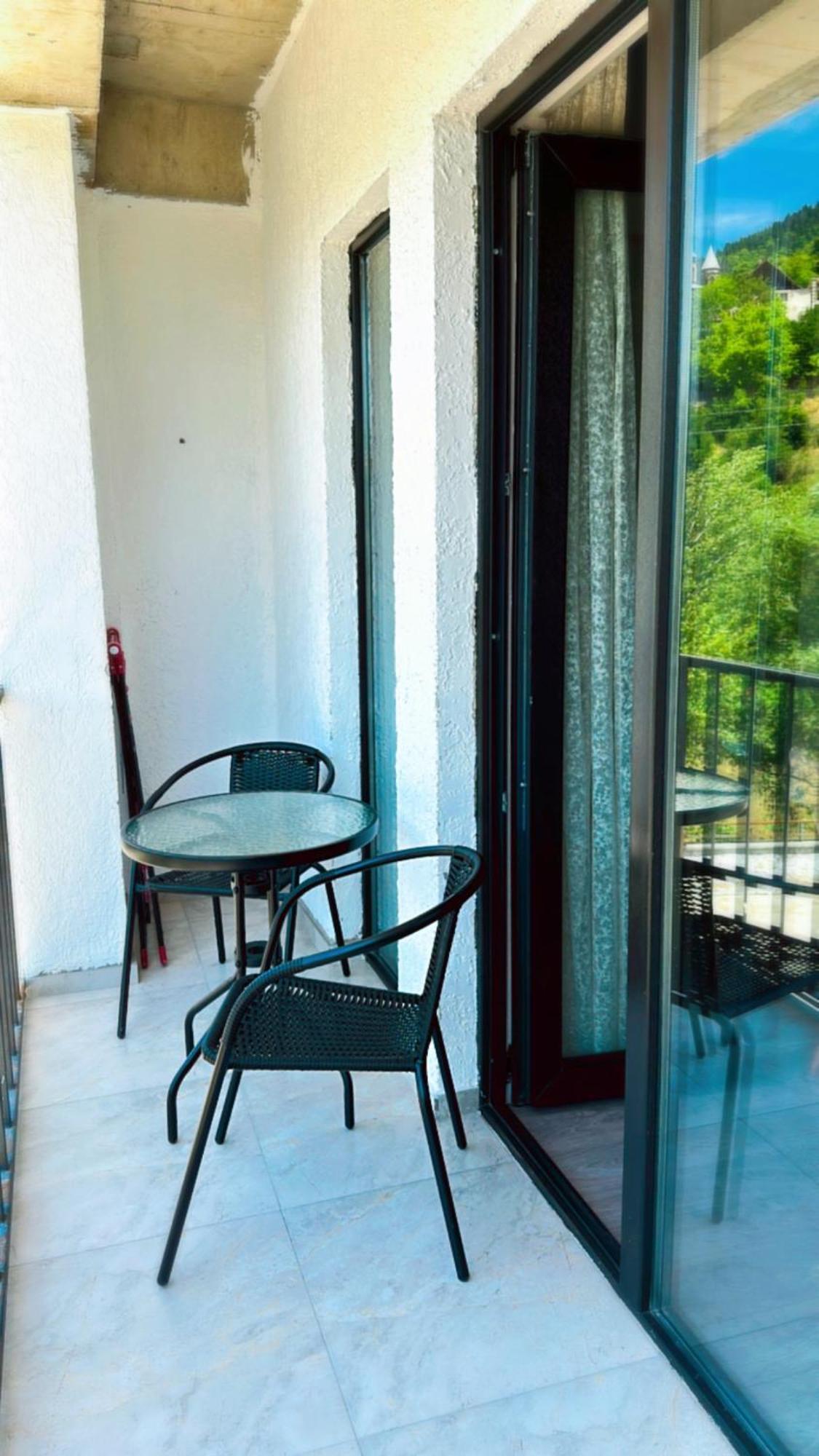 Vitali Apartment Borjomi Bagian luar foto